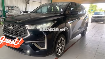 Toyota Innova Cross 2.0 HEV 2024 Hybrid Đen