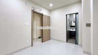 PASS TRỌ GẤP HẺM 94 VƯỜN LÀI, HỖ TRỢ CỌC