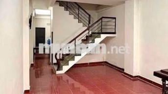 Nhà 1 Trệt 2 Lầu Sân Thượng 4PN Mặt Tiền Đường Số Phường Tân Phong
