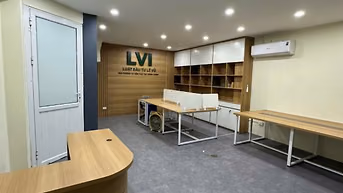 Cho thuê cửa hàng mặt phố số 240 Kim Mã, vị trí đắc địa. 