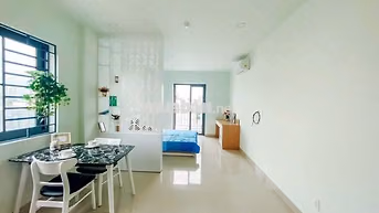 CHDV BAN CÔNG TÁCH BẾP NGAY NGUYỄN VĂN CỪ QUẬN 1