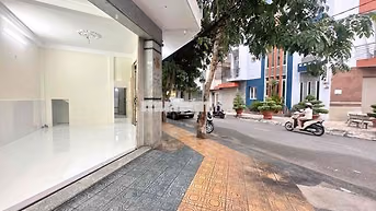 Cho thuê mbkd góc 2 mặt tiền khu tên lửa