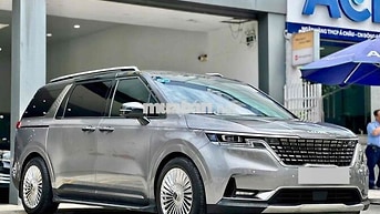 KIA Carnival 2.2 Signature 2023 Xám