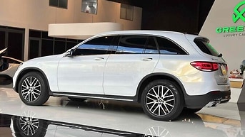 GLC200 4Matic  2022 Màu Đỏ Wrap Trắng 34.000 Giá b