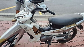 Honda Future 125 Fi Trắng Tự động