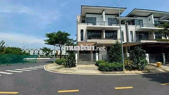 - GÓC CHO THUÊ !  - BIỆT THỰ LAVILA KIẾN Á   - Diện tích: 6m  x 17.6m