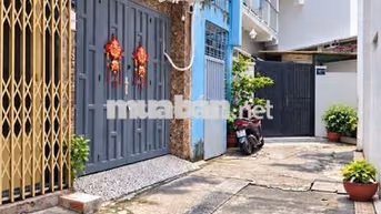 Bán Nhả  Lê Quang Định, Q.Bình Thạnh 3x13, 2Ta62ng, 2PN, Giá 4.3 Tỷ