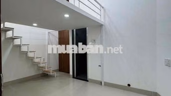 GÁC CAO ĐẦY ĐỦ NỘI THẤT NGAY TRUNG TÂM QUẬN 3