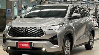 Toyota Innova Hybrid HEV 2024 Bạc 55.000km