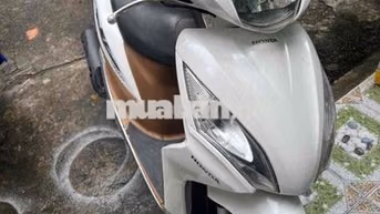 Honda Vision 2013 trắng