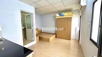 STUDIO BAN CÔNG THOÁNG GẦN ĐẠI HỌC VĂN HIẾN