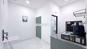 Phòng Đầy Đủ Nội Thất (Máy Giặt Riêng) Đi Bộ Qua ĐH Giao Thông Vận Tai