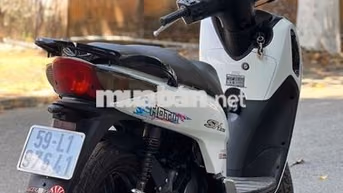 Honda SH Trắng