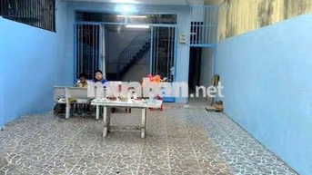 nhà dt rộng sau lưng pmqt 3pn 3wc ,sân rộng 