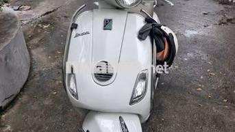 Piaggio Vespa 2012 Trắng Việt Nam