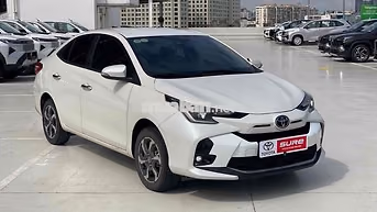 Toyota Vios 1.5G CVT 2025 Trắng Tự động