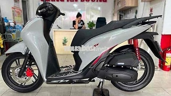 Honda SH 125 ABS 2024 Xám xi măng 3000km