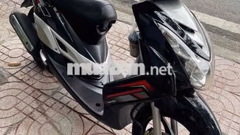 Yamaha Ultimo Đen bạc Tự động