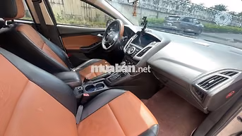 Ford Focus 2013 Tự động Bạc 136km