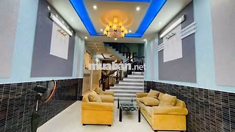 Cho thuê nhà nguyên căn 1 trệt 3 lầu, sân thượng, sân phơi, 4 pn 