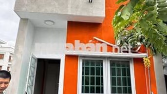 Cho thuê nhà mặt tiền nguyễn phúc chu, 1 trệt 2 lầu 4pn 3wc 5x20m 