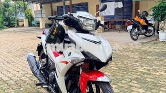 Yamaha Exciter 150 Trắng đỏ 32.222 km