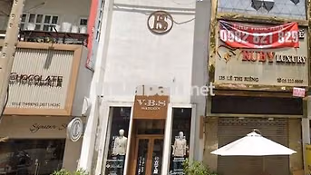 CHO THUÊ NHÀ : Lê Thị Riêng, Quận 1.