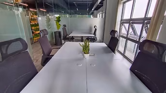Bán nhà 1T3L MT đường sát Công viên Nguyễn Văn Hưởng Thảo Điền Q2