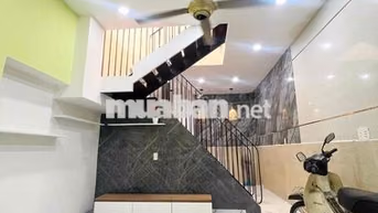 Bán nhà Hồng Bàng Q11, DT 3m6 x 9m , 2PN Ko Lộ Giới , CHỈ 3Tỷ45