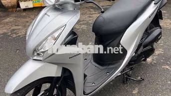Honda Vision 2017 Bạc