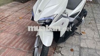 Honda Air Blade Trắng