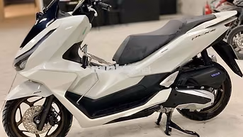 Honda PCX 160 ABS 2025 Trắng Odo 6900km Xe Đẹp