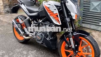 KTM Duke 200 33000 km Trắng cam đen