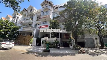 CHO THUÊ BIỆT THỰ HIMLAM QUẬN 7 TK PHÙ HỢP LÀM VĂN PHÒNG GIÁ 130tr