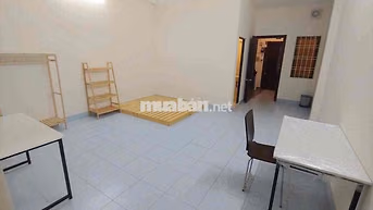 🏠 PHÒNG BAN CÔNG RỘNG RÃI – GIÁ 6.5 TRIỆU – NGAY VIETCOMBANK PHẠM HÙNG