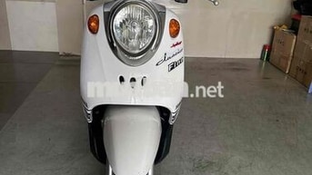 Yamaha Classico 2012 Trắng