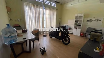 Nhà nguyên căn hẻm chợ 57 Thống Nhất phù hợp cho gia đình trẻ