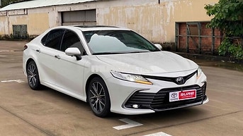 Toyota Camry 2.5Q 2022 Trắng Ghế da