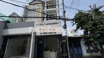 NGỢP BANK, Nhà mặt tiền, 15 phòng cho thuê dòng tiền 45tr/tháng, 9,2Tỷ