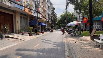 Bán nhà 4x16m 3 lấu, KDC Bông Sao P5Q8