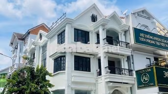 2 MẶT TIỀN HOA LAN – HOA SỨ, KHU PHAN XÍCH LONG - 8x18m - HẦM 4 TẦNG
