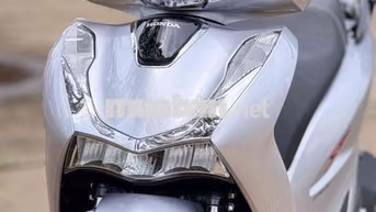 Honda SH 150i Bạc Porsche 11.000 km