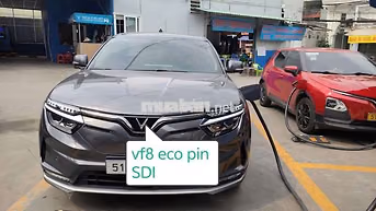 VinFast VF8 Eco 2023 Xám 60.000 km