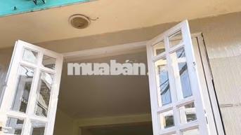 nhà trống dọn vào ỏ trong ngày