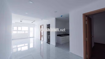 Cho thuê căn hộ Conic Boulevard 84m2 2pn 2wc, tầng 10 view thành phố