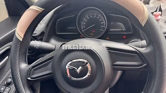 Mazda Mazda 2 Sedan Trắng oder 1000 km Nhập khẩu