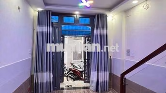 NHÀ 2PN ĐẦY ĐỦ NỘI THẤT NGAY CV 23/9 QUẬN 1