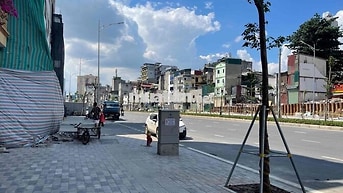 cho thuê T1 mặt phố siêu lớn đắt nhất hành tinh vừa thông xe mt 7,5m