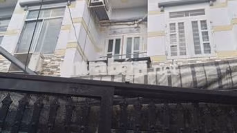 Nhà cho thuê An Dương Vương, Q6 (2PN 3WC) hẻm 6m có sẵn 2 máy lạnh, tủ