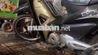 Honda Vision 2025 Cao Cấp màu Đen Vàng